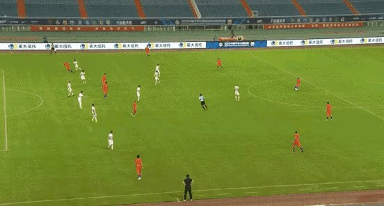 1661086120238081135.gif 3.gif