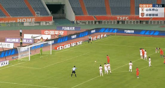 1661086139595033556.gif 6a043deagy1h5eoa13161g20fc0887wl.gif